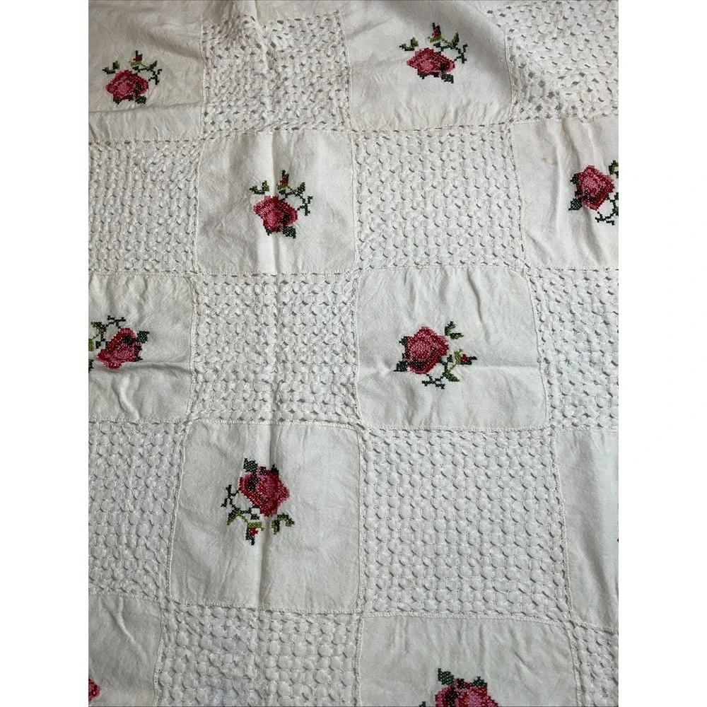 Vintage Tablecloth Embroidered Roses Patchwork 46 X 46 Square